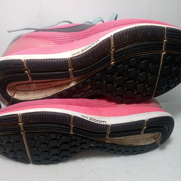 NIKE zoom sneakers. - Picture 6 of 7